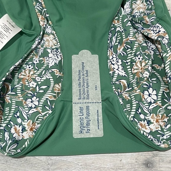 VERONICA BEARD Aniston Floral Print One-Piece Swimsuit - Sz - Large (B488) - Picture 12 of 12